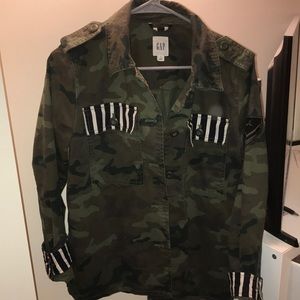 GAP camo jacket